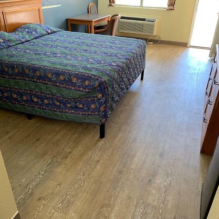 Guest Inn And Suites Houston Quarto foto